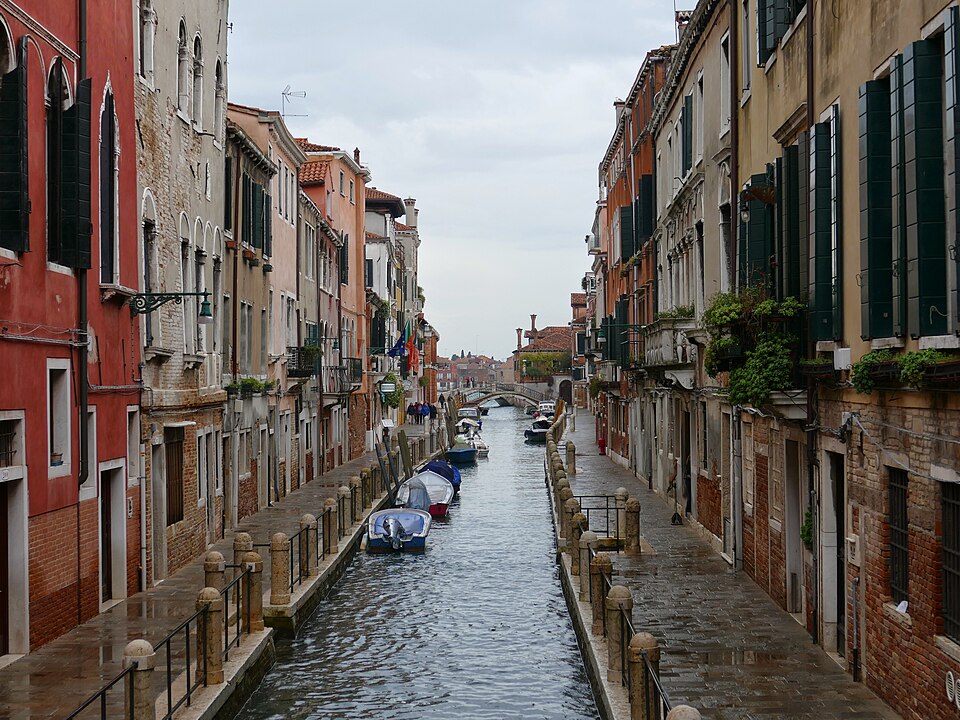 dorsoduro 30100 venezia italy panoramio 394