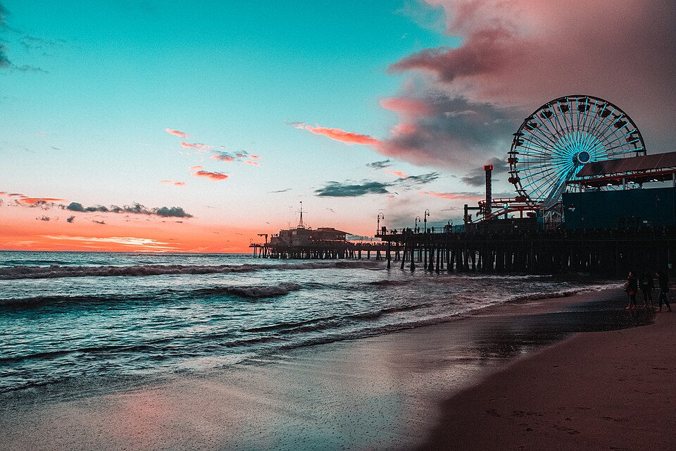 santa monica pier in los angeles
