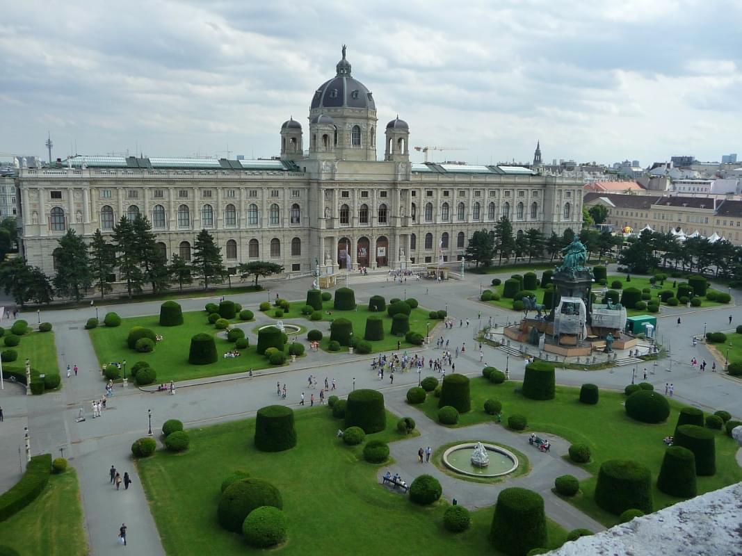vienna quartiere musei neubau 1